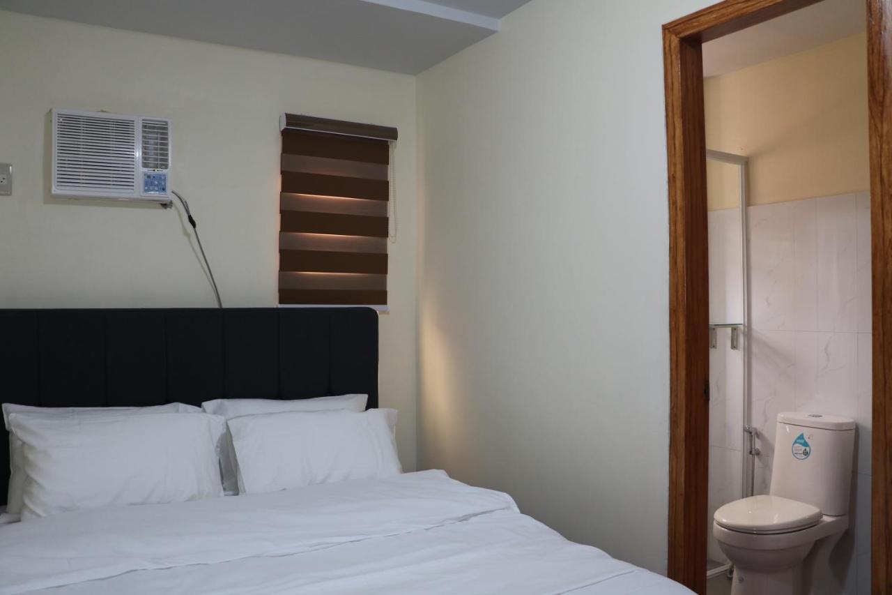 Anicia Guesthouse Rooms Paranaque City Exterior photo