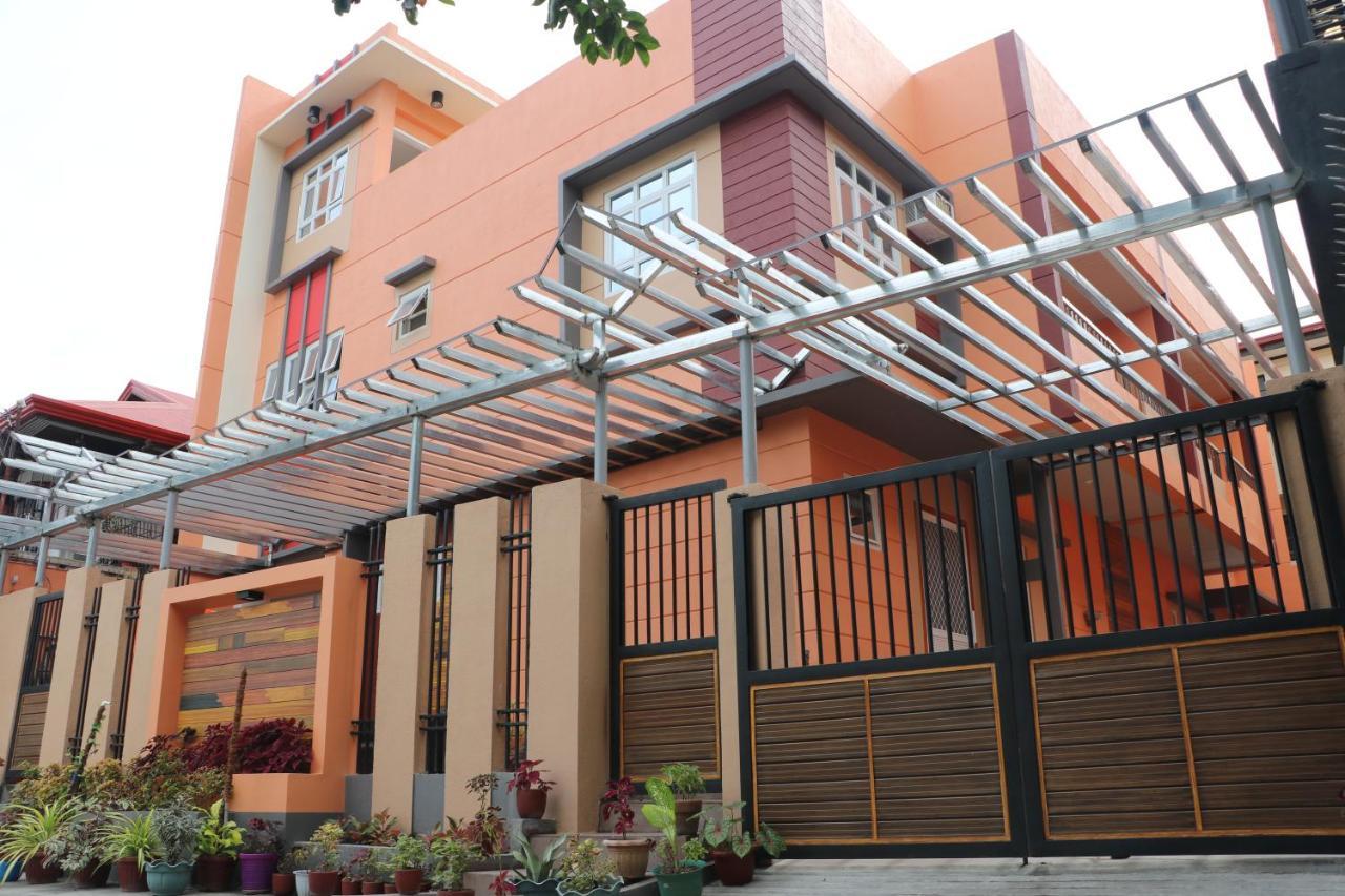 Anicia Guesthouse Rooms Paranaque City Exterior photo