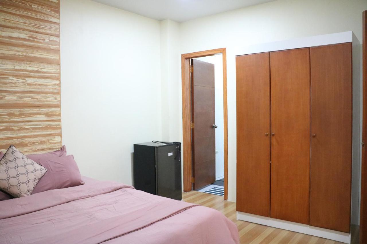 Anicia Guesthouse Rooms Paranaque City Exterior photo
