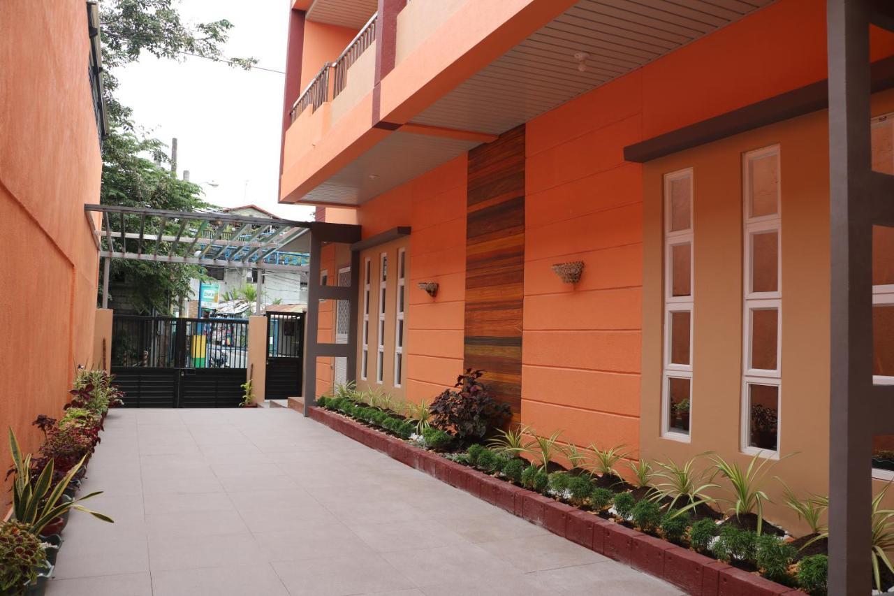 Anicia Guesthouse Rooms Paranaque City Exterior photo